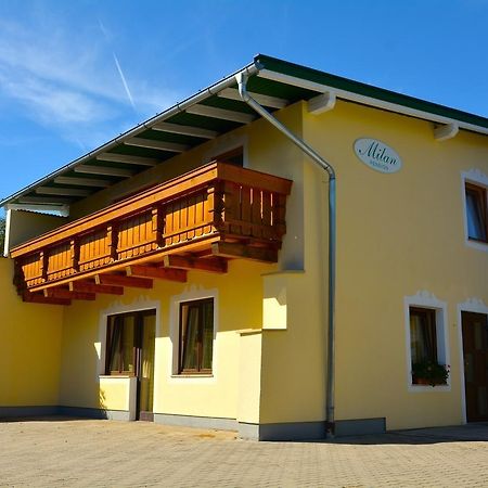 Pension Milan Zell am See Exterior photo