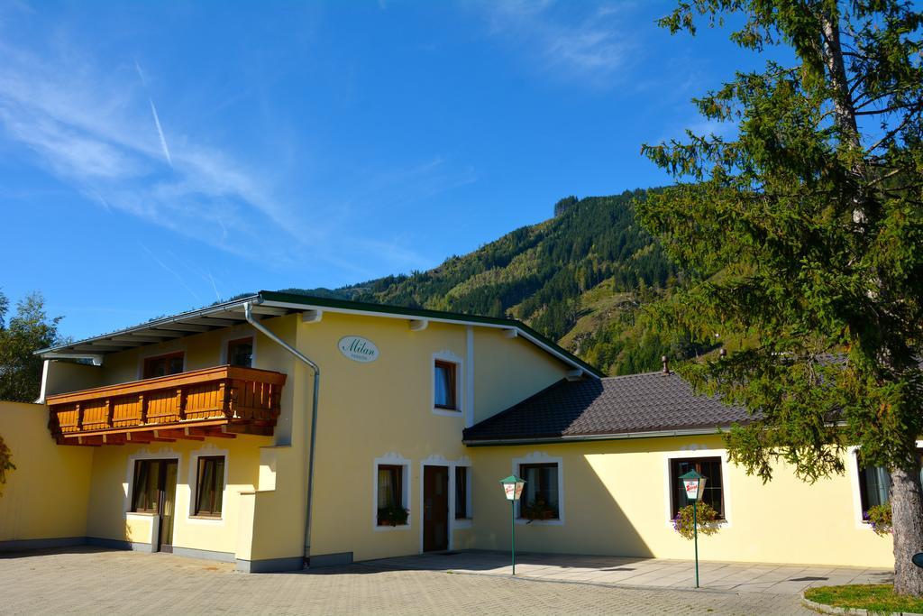 Pension Milan Zell am See Exterior photo